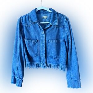 Democracy Cropped Frayed Hem Denim Jacket – Medium Wash